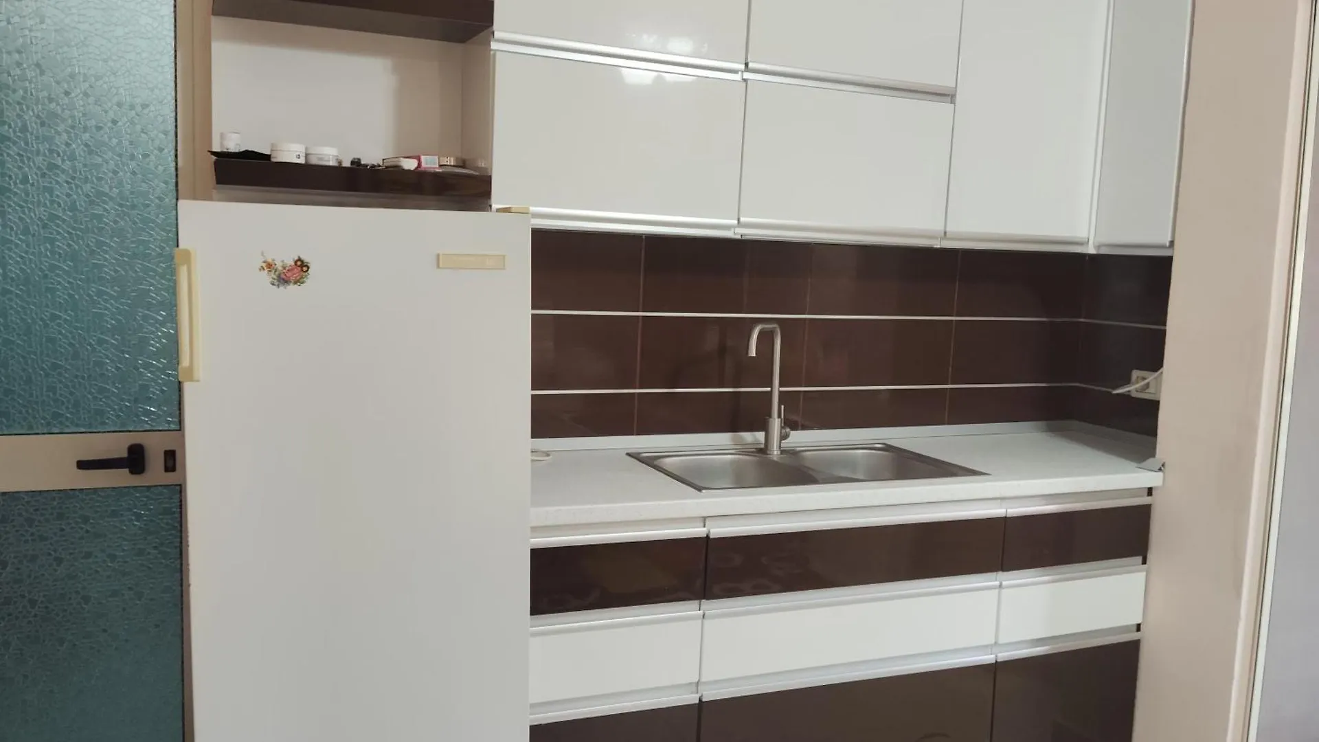 Flor Apartment In Durrës